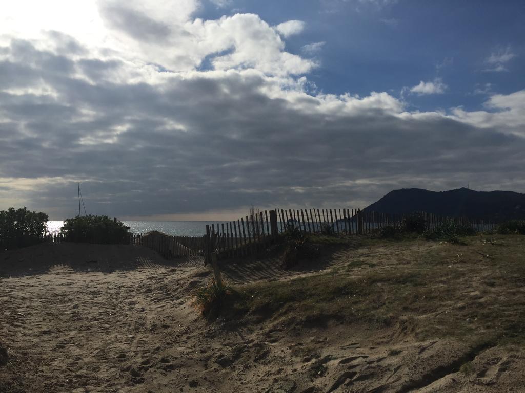 Entre Mer Et Mer La Seyne-sur-Mer Esterno foto